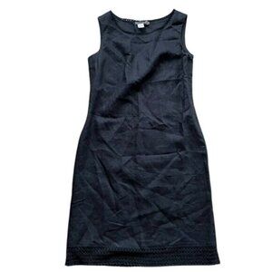 Isabella Bird Women Sheath Dress Sleeveless Scoop Neck Lace Detail Black  4